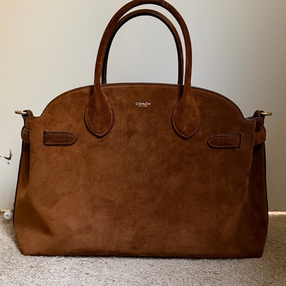 Coach Handbags - Coach empire Carryall bag size 40